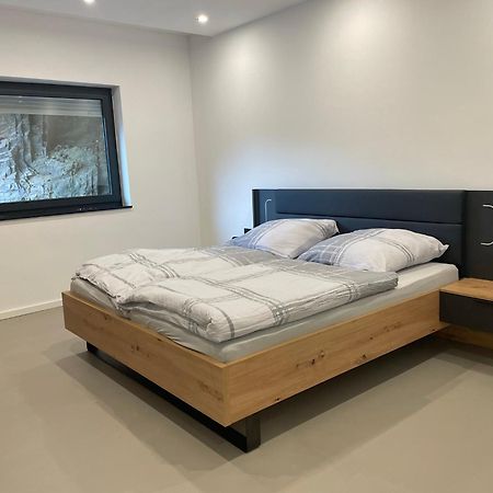 Ferienwohnung Am Kreuzberg Шляйден Экстерьер фото